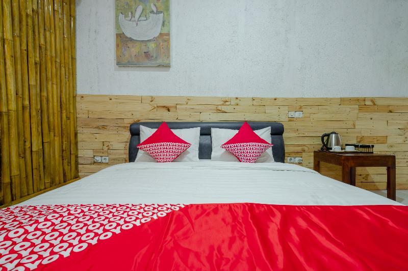 Oyo 2380 Alea Guesthouse Muntilan Eksteriør bilde